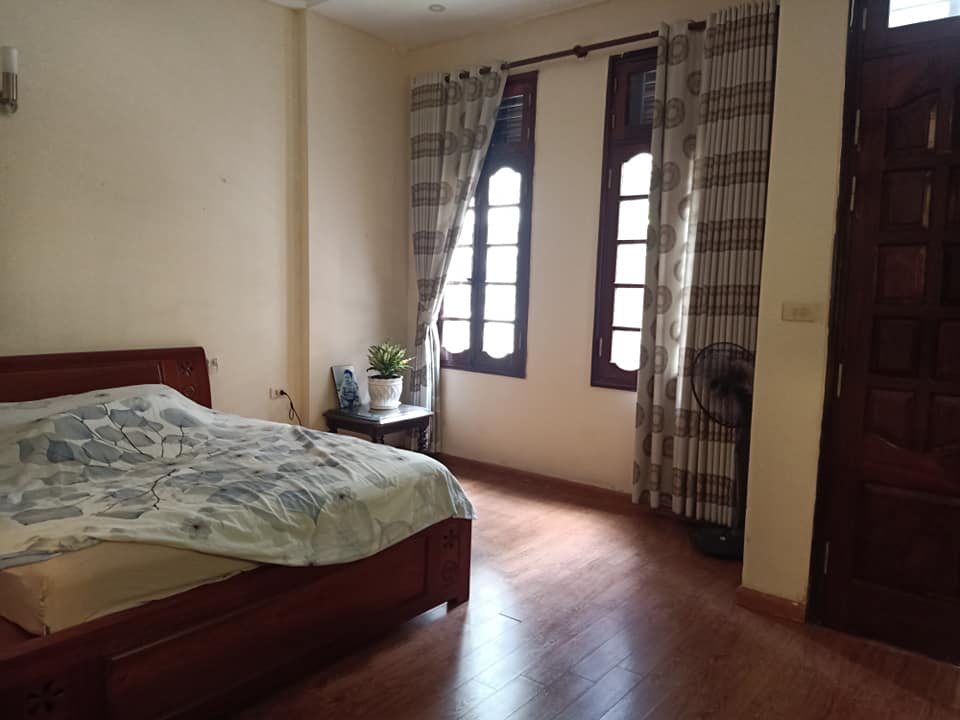 
Siêu phẩm Trung Kính Cầu Giấy phân lô vỉa hè,oto tránh ,ngõ thông,2thoáng70m2 mt5m 5t 17tỷ
 12785291