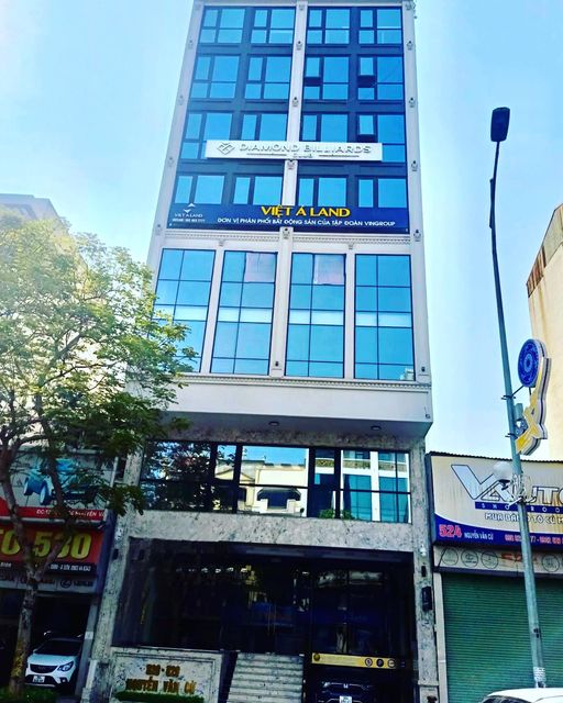 Cho thuê 3 tầng của tòa nhà 526-528 Nguyễn Văn Cừ, Long Biên 12789539