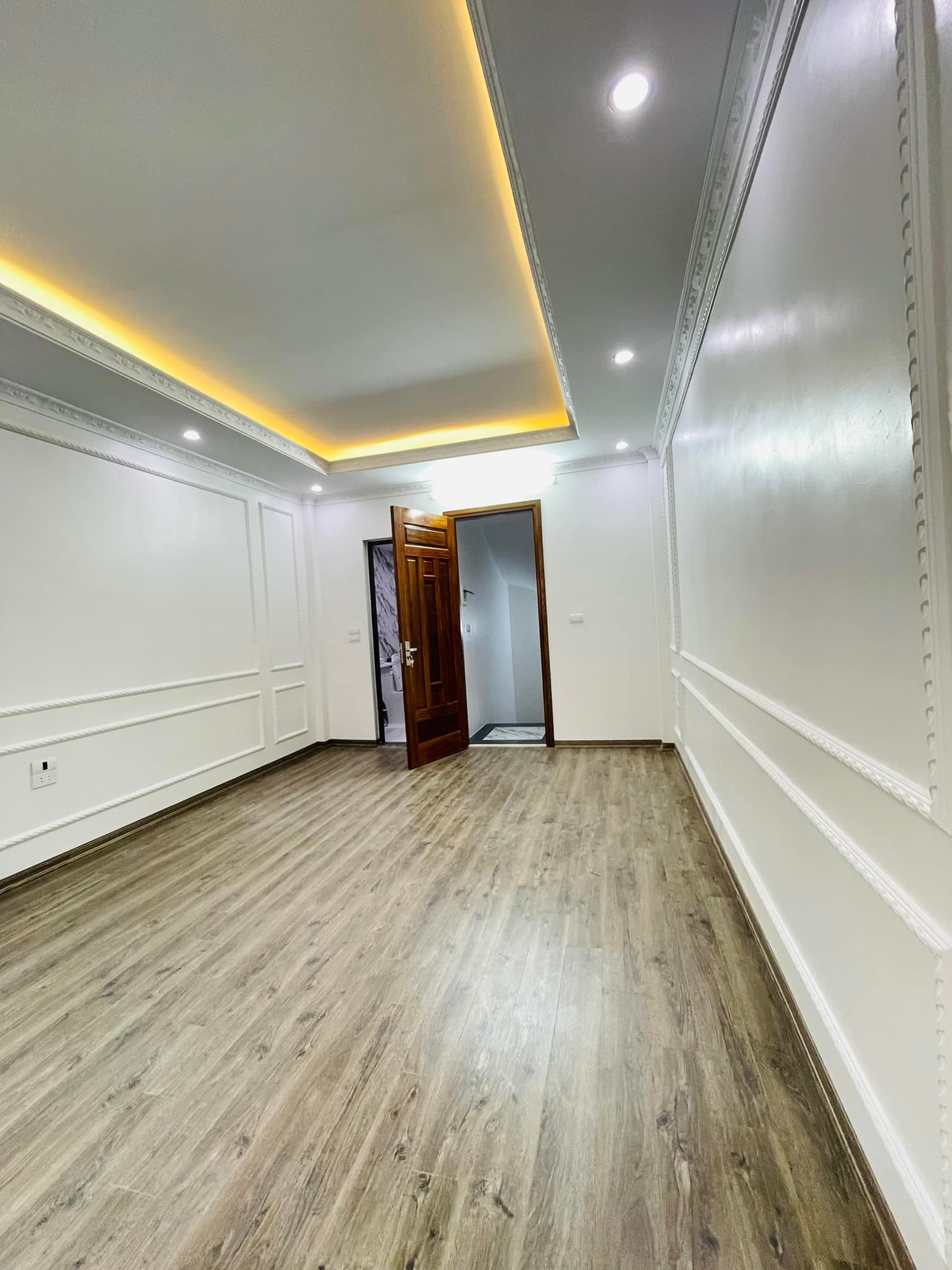 Bán nhà Nhuệ Giang, 35m2, 5 tầng, giá chỉ nhỉnh 4 tỷ 12806218