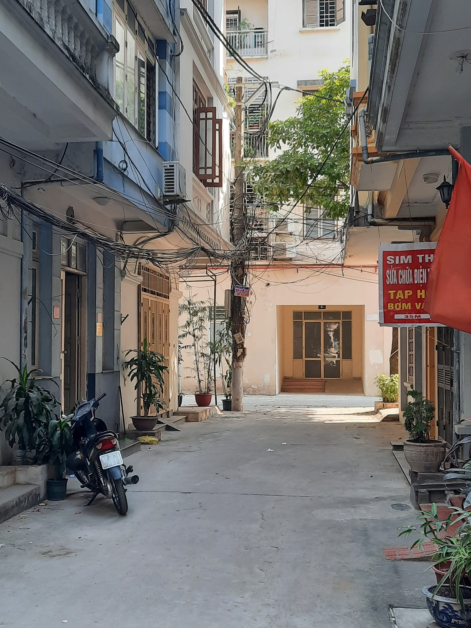 HOT!!! Cần Tiền Bán Gấp nhà phố THỤY PHƯƠNG 51m2 x 5Tầng Mặt Tiền: 4.5m Nhỉnh 5 Tỷ 
0986012518
 12813326