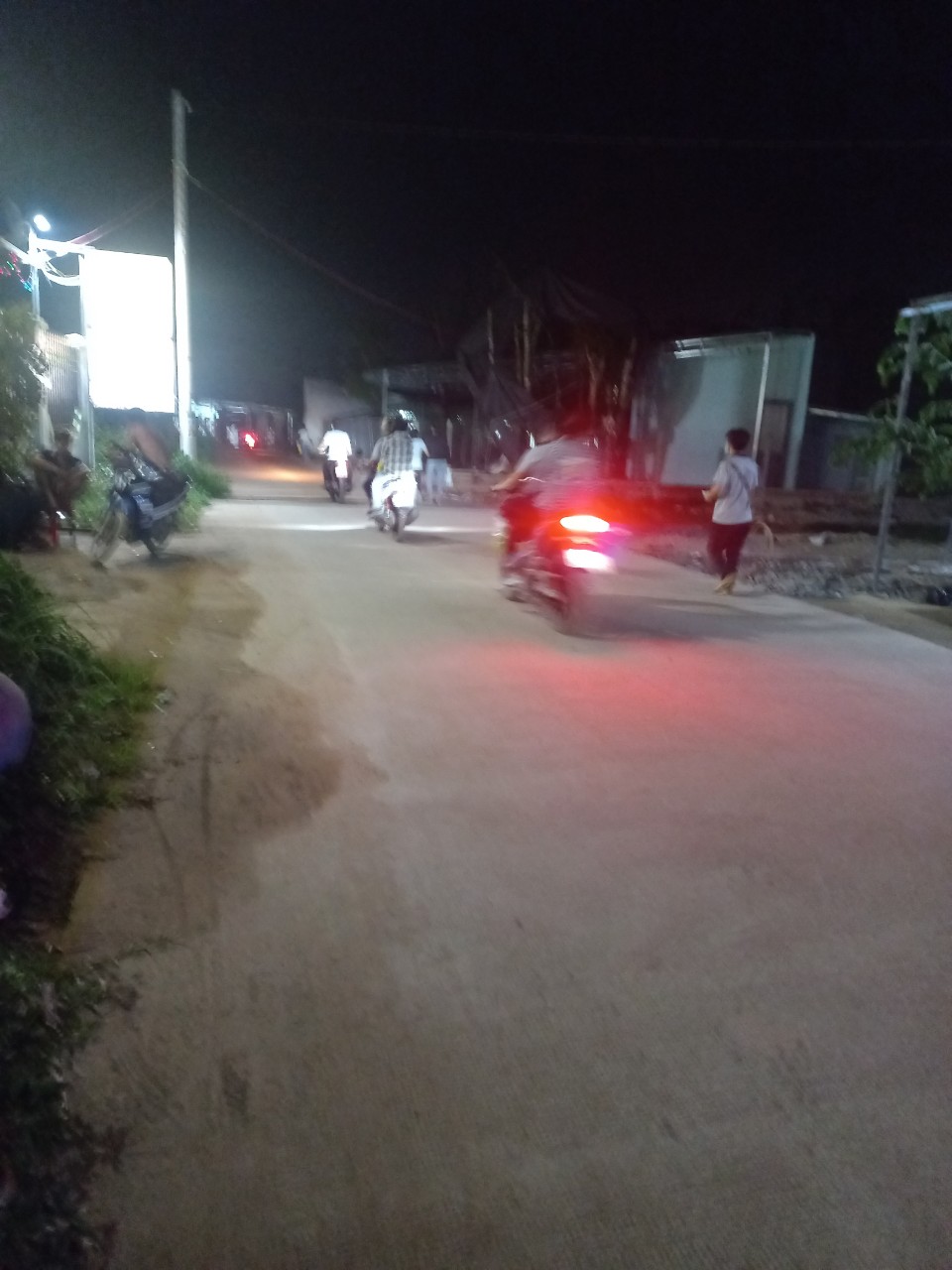 VIP VIP VIP , KÈO THƠM ! KẸT TIỀN HẠ GIÁ 200 TRIỆU BÁN GẤP . MẶT TIỀN KINH DOANH TẠI HƯNG HÒA, BÀU 12814892