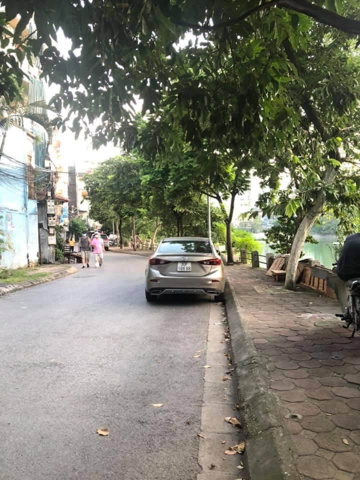 Siêu phẩm Phương Mai Đống Đa phân lô vỉa hè lô góc 56m2 mt5,4m 4T oto đỗ cửa 18 tỷ .
 12840586