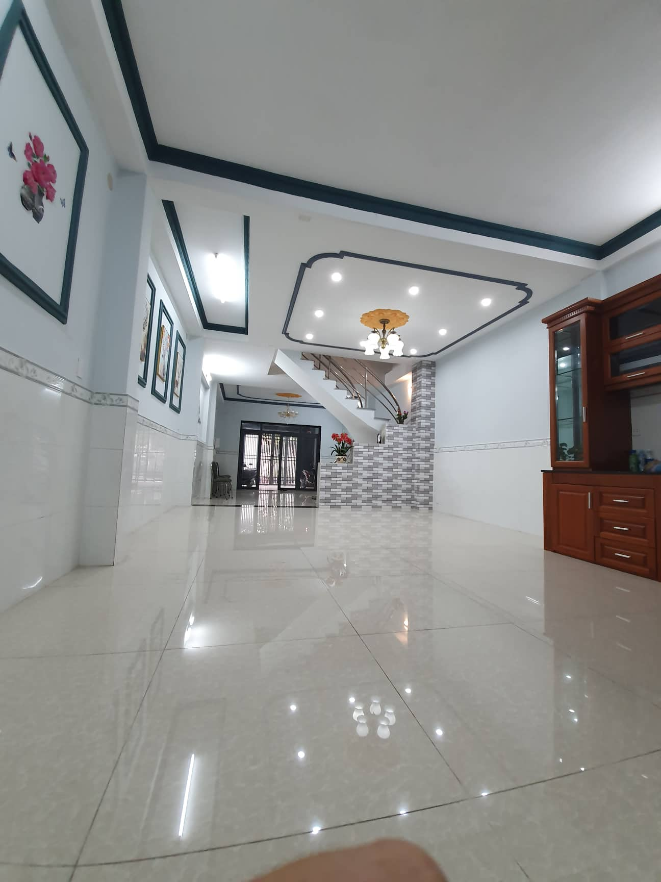 Bán nhà  gấp Mã Lò, Bình Tân 4 Tầng - 95m2 - Nhà nở Hậu. 12843596