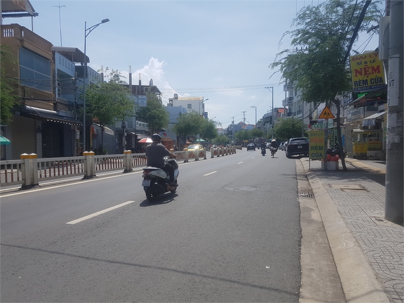 Cho thuê mặt bằng quán kinh doanh 250m2 đường 30/4, Vũng Tàu 12860074