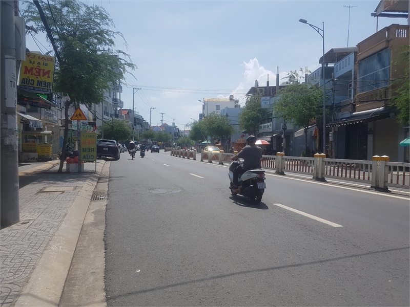 Cho thuê mặt bằng quán kinh doanh 250m2 đường 30/4, Vũng Tàu 12860074