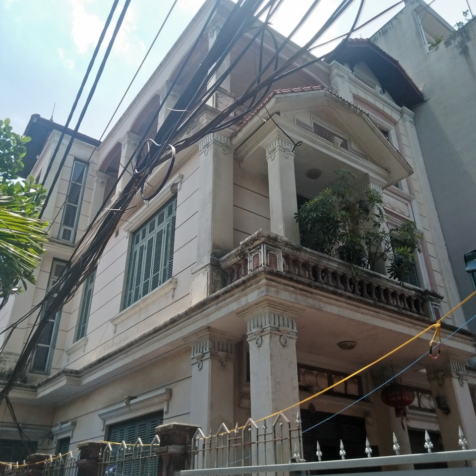 BÁN BIỆT THỰ ÂU CƠ - TÂY HỒ, NỘI THẤT ĐẸP, DT LỚN 160m2, MT 11m, GIÁ 15 tỷ nhỉnh. LH 0977717488 12863429