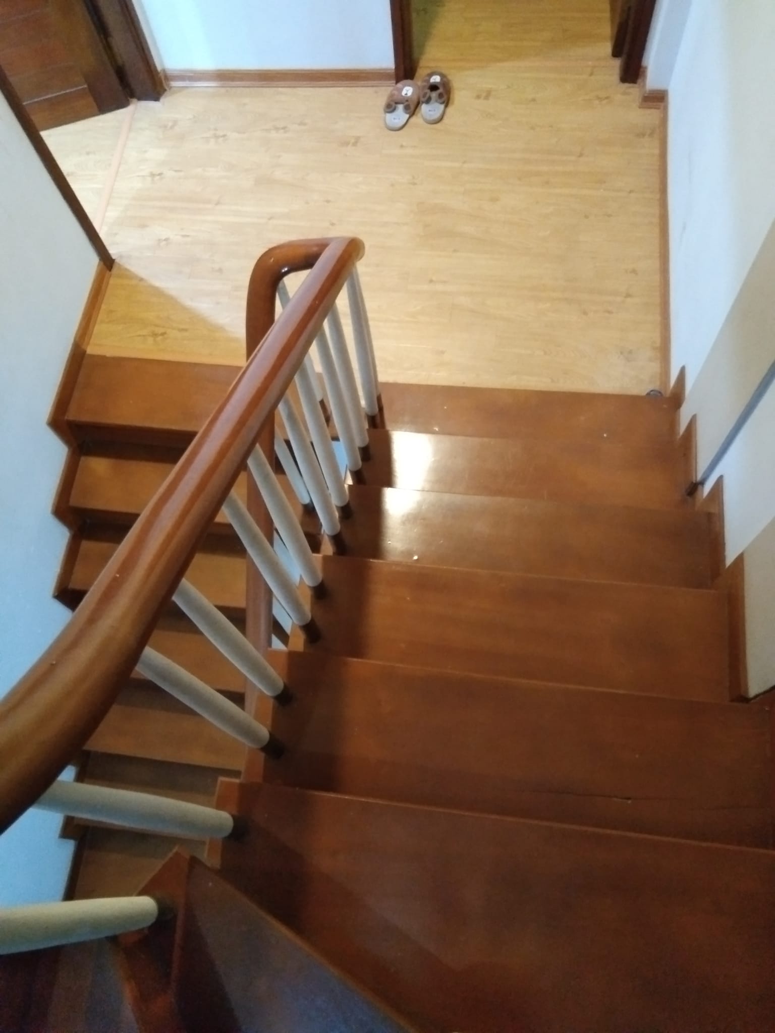 BÁN NHÀ XUÂN LA- Ô TÔ ĐỖ CỔNG – GẦN  PHỐ - GẦN HỒ TÂY 
                                      50M 5 TẦNG 6,9 TỶ
 12870613