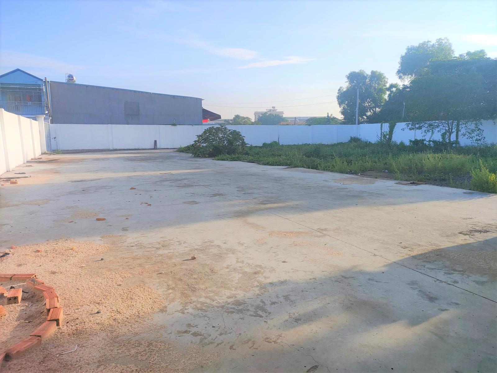 Đất Lớn Gần 1.500m2 Vuông Vắn Thới Tam Thôn Hóc Môn 12884475