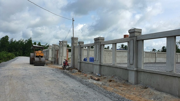 Cần Tiền bán gấp lô đất 143 m2 full TC, KDC 830 hiện hữu, ngay vòng xoay Hựu Thạnh, Đức Hòa, Long 12889050