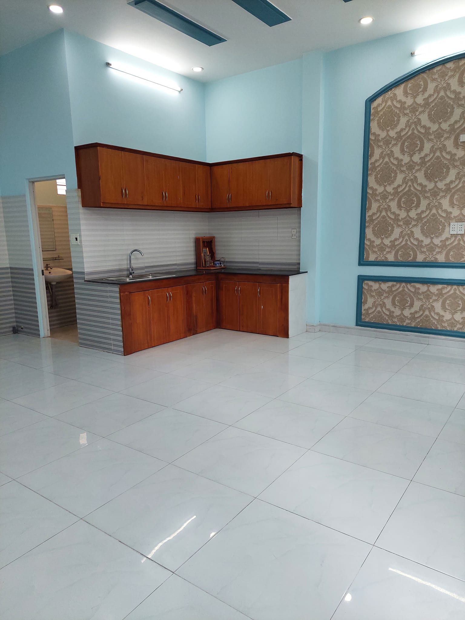 Bán nhà đẹp ở ngay, đường số 8 gần KDC Hồng Long, ngang 6m, 60m2 giá 4.3 tỷ Hiệp Bình Phước 12897690