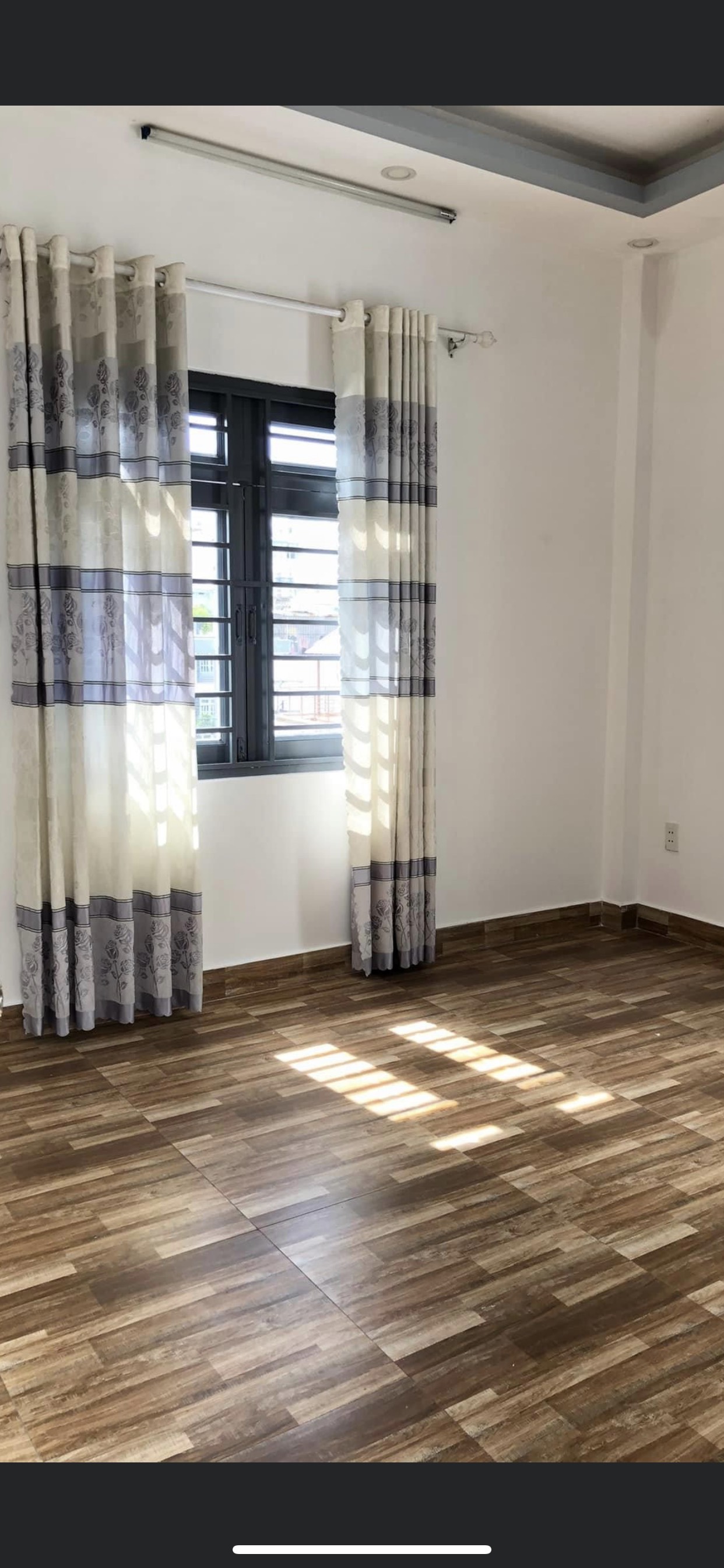 Căn Góc 2 MT 4Tầng- HXH 1 Trục Đ.Số 18 Quang Trung P8 QGV- 58m2- Ngang 6,6m- Chỉ: 6,9 Tỷ

      
  12900862