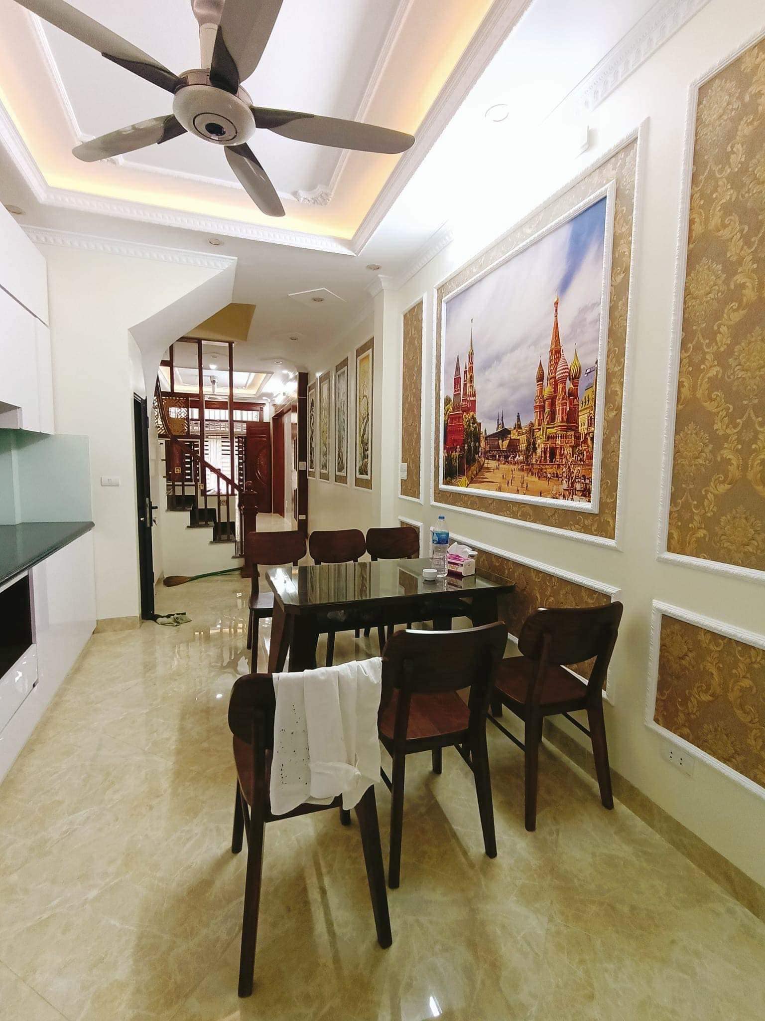 LÔ GÓC 2 THOÁNG Chính Kinh Thanh Xuân, 45m2, 5 tầng 5 ngủ, Giá 6.5 tỷ


 12912304