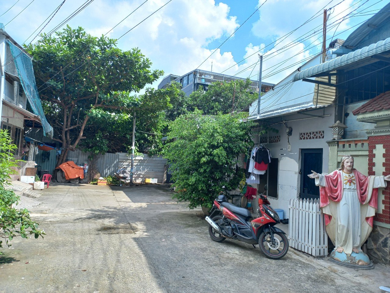 Bán nhà đường số 10, Hiệp Bình Chánh, 110m2 giá 6.4 tỷ, Hẻm xe hơi. 12923795