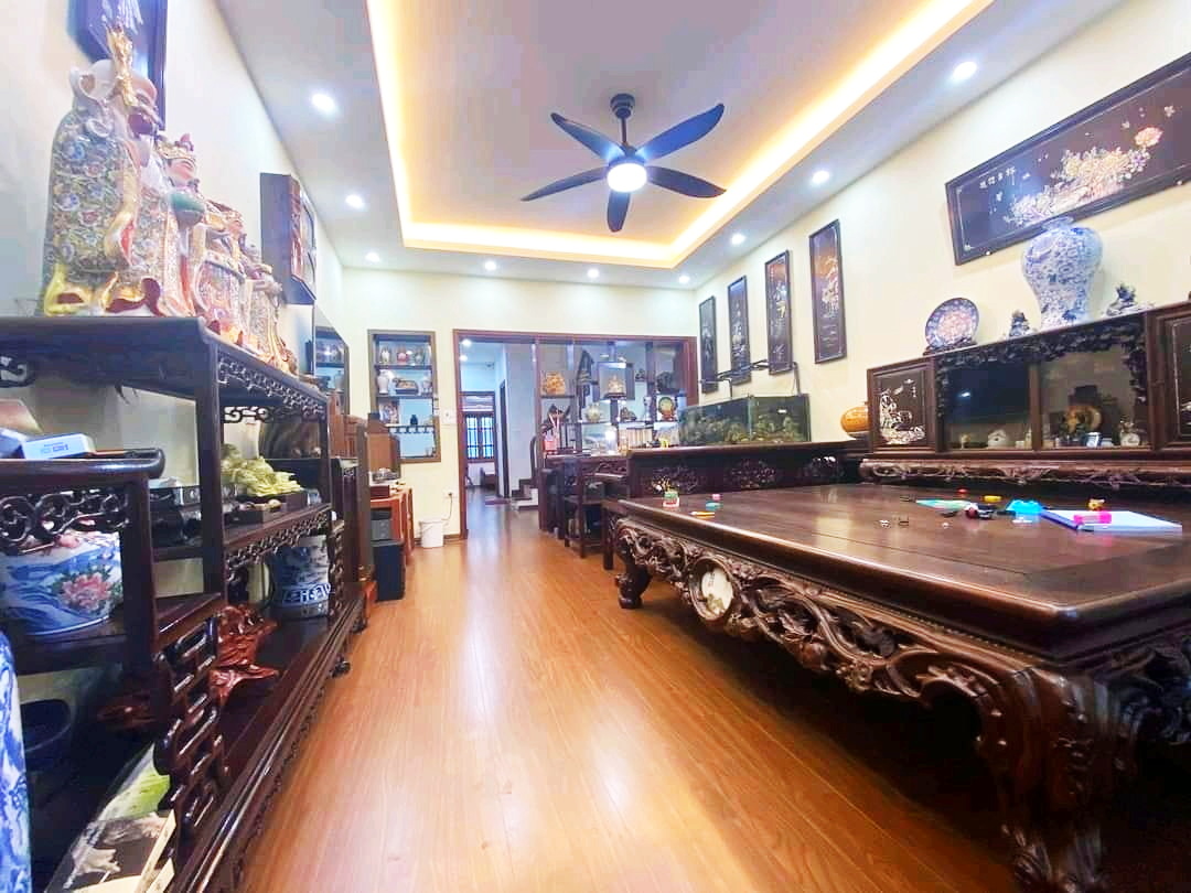 Siêu ĐẸP Bán nhà Bùi Huy Bích 60m Phân lô Ô tô vào nhà 2 thoáng Vỉa hè Kinh doanh Giá mềm 12924235