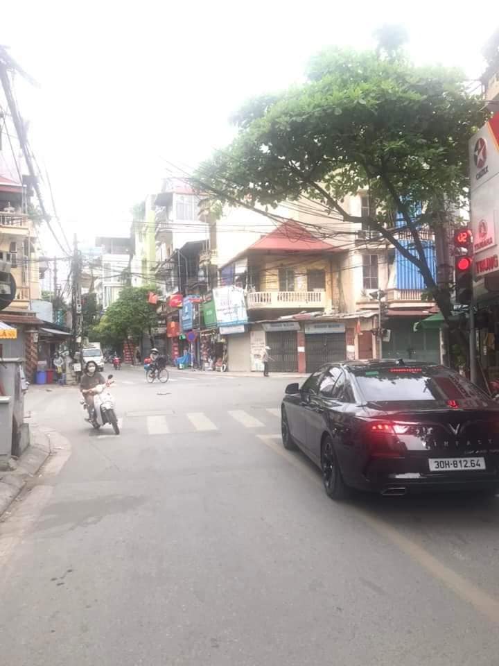 Bán đất Hoàng Liệt DT 100m2 MT 6m giá 5.98 tỷ. Gần ô tô tránh 12951996