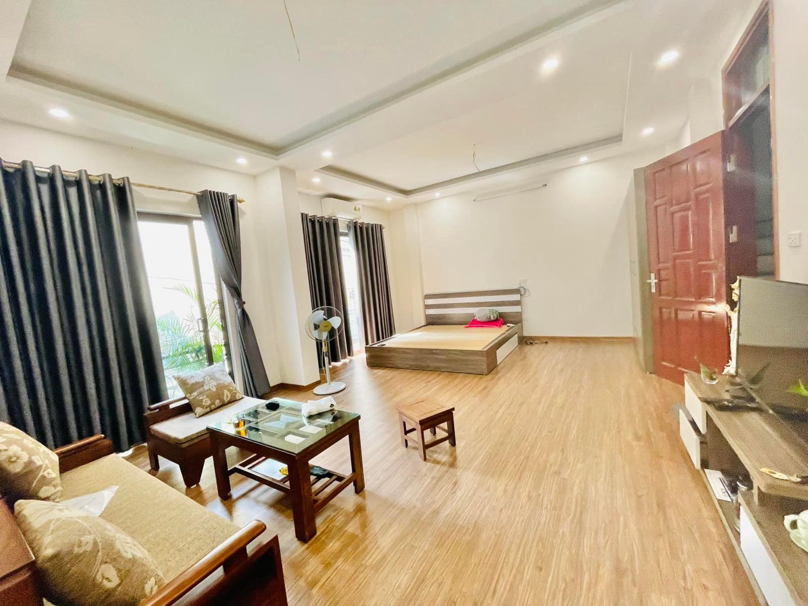 OTO, Ở Ngay,Bán nhà Xã Đàn,2 Thoáng, 50m2x3tầng, giá 5.5 tỷ 12976137