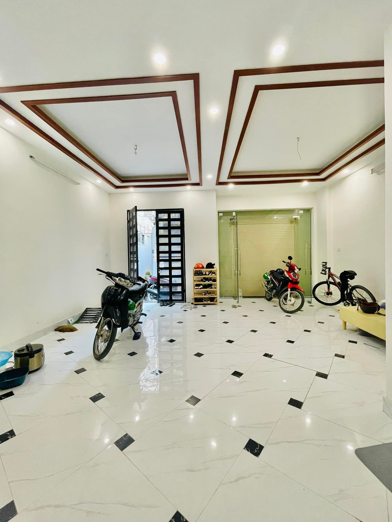 OTO, Ở Ngay,Bán nhà Xã Đàn,2 Thoáng, 50m2x3tầng, giá 5.5 tỷ 12976137