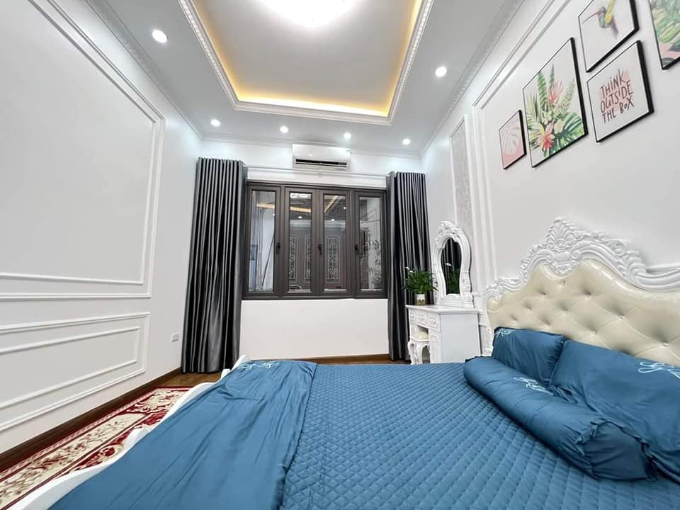 Bán nhà 4tầng 42m2 MT4m 4.3tỷ lô góc 2mặt ngõ gần ôtô Đường Láng Đống Đa(2) 12985086