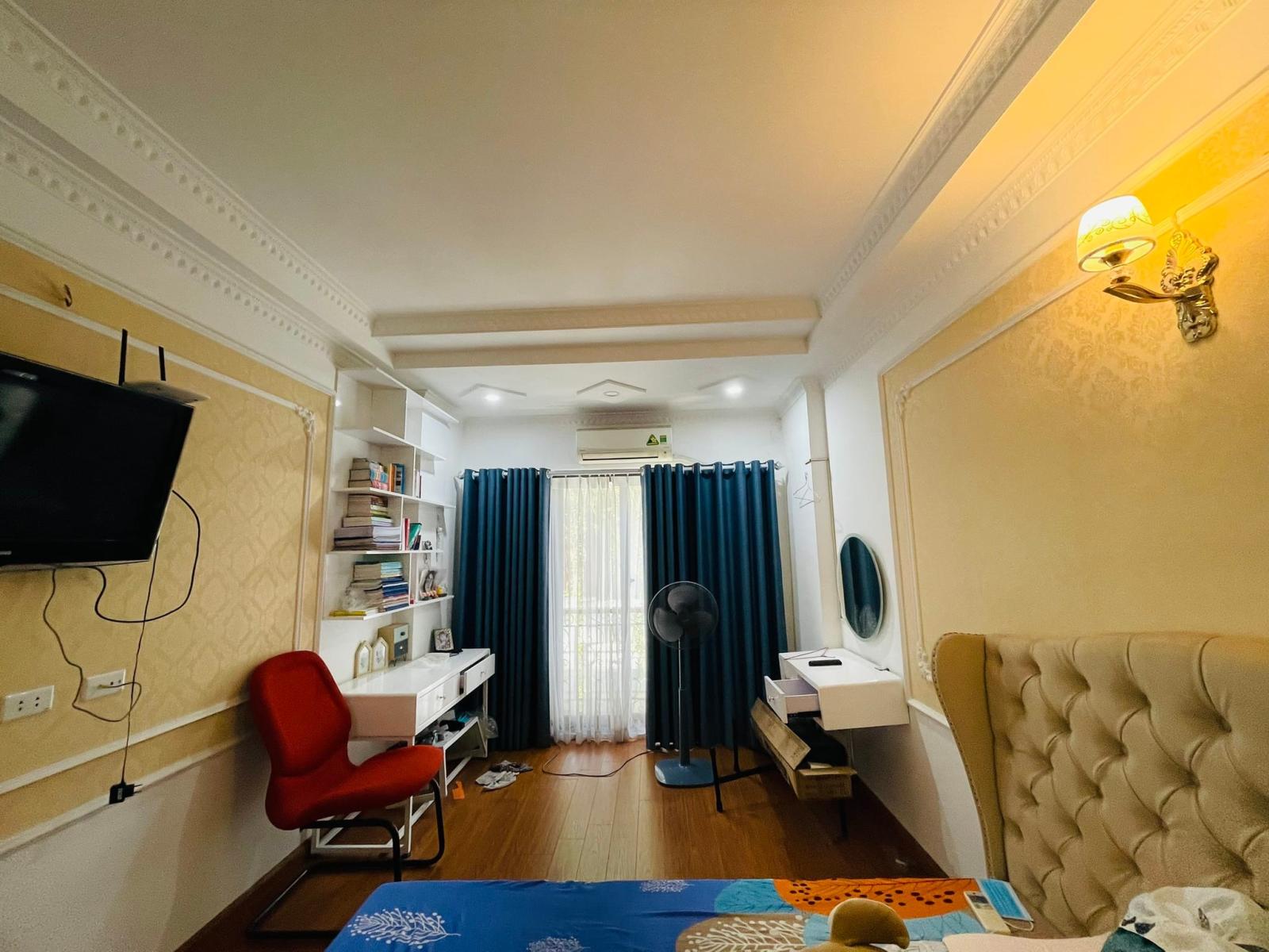 Bán nhà Thái Hà HAI MẶT NGÕ  - Ô TÔ TRÁNH  - Ở SƯỚNG, 70m2, 11 tỷ 12989401