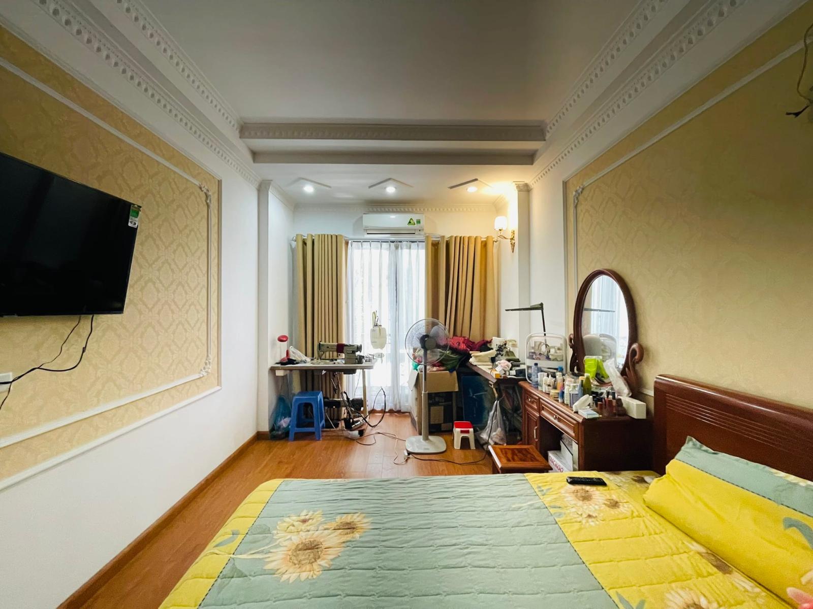 Bán nhà Thái Hà HAI MẶT NGÕ  - Ô TÔ TRÁNH  - Ở SƯỚNG, 70m2, 11 tỷ 12989401