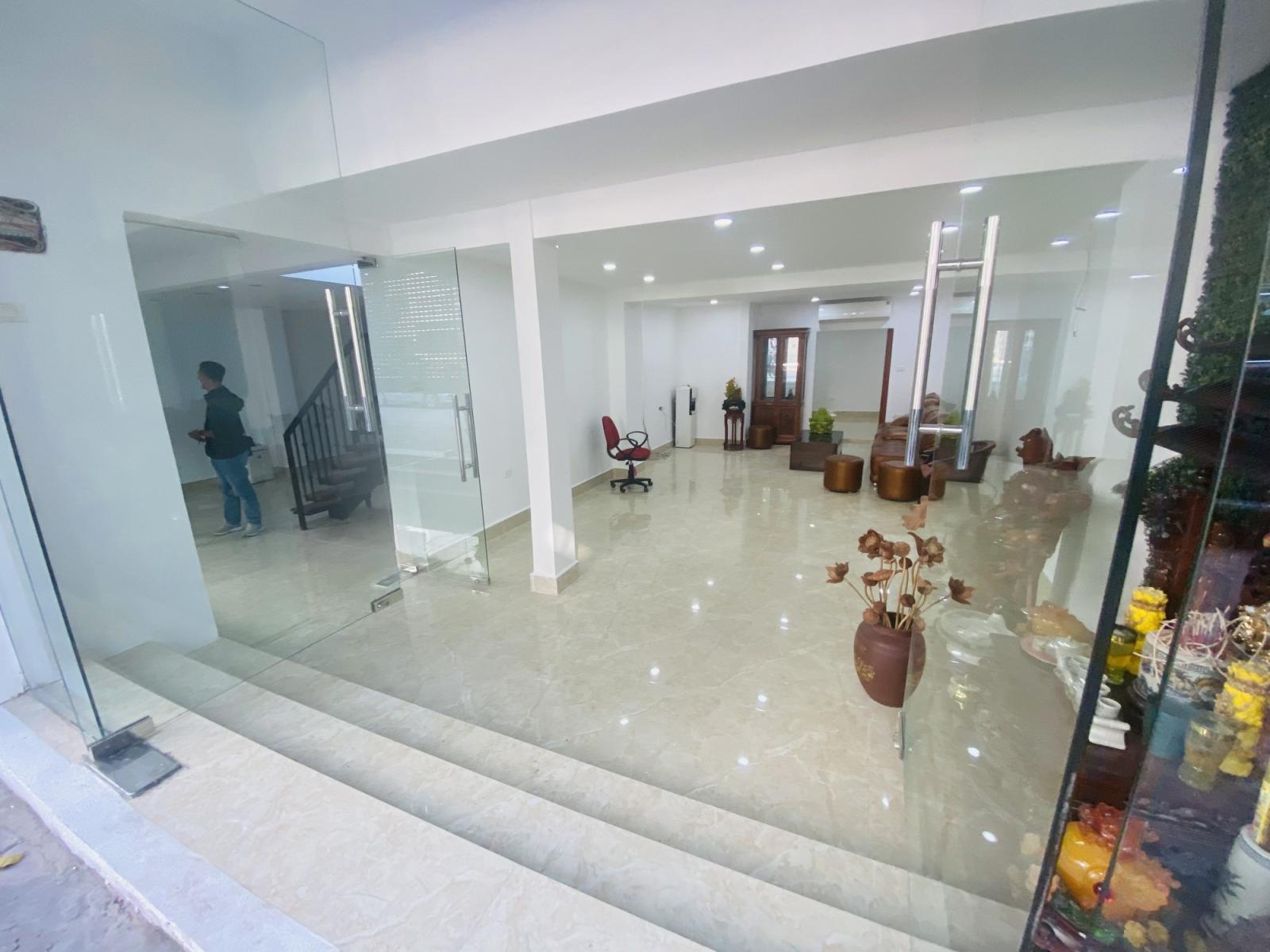 Bán nhà mặt phố Nguyễn Văn Tuyết, HIẾM, mặt tiền 12m, Kinh Doanh Đỉnh, Nhà Mới Đẹp, Giá Rẻ 8.9 tỷ 12999544