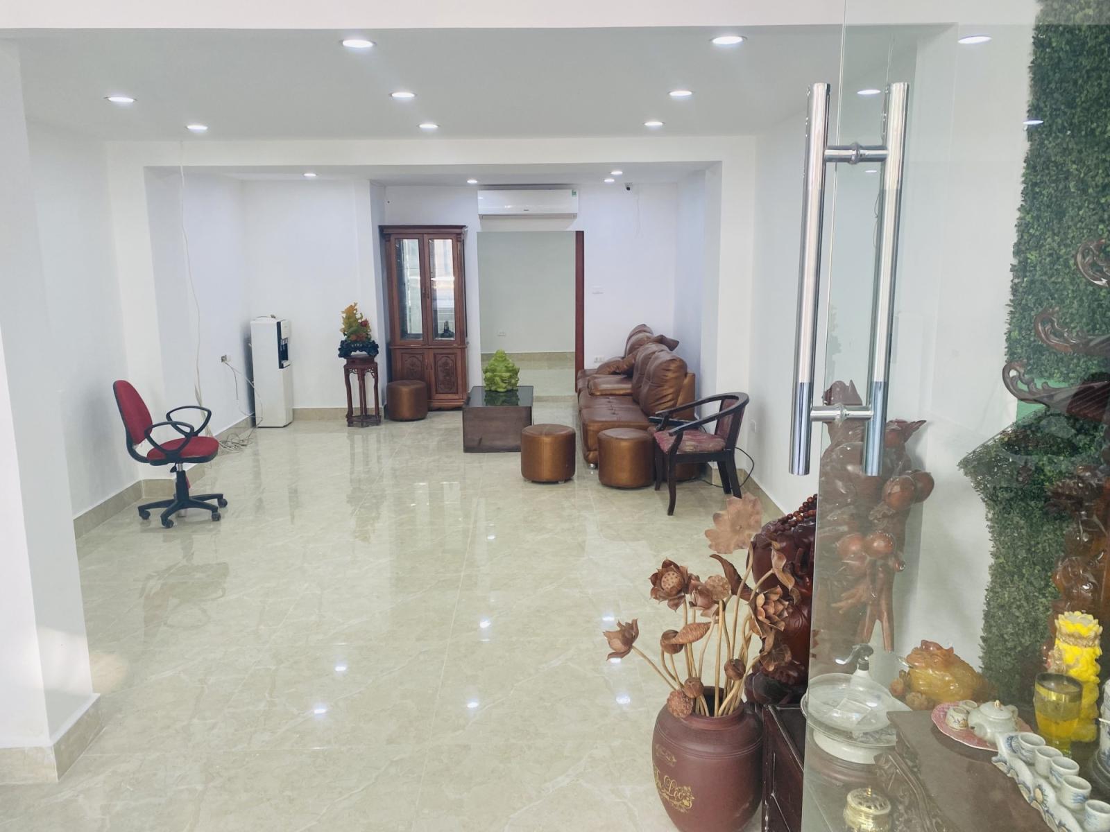 Bán nhà mặt phố Nguyễn Văn Tuyết, HIẾM, mặt tiền 12m, Kinh Doanh Đỉnh, Nhà Mới Đẹp, Giá Rẻ 8.9 tỷ 12999544