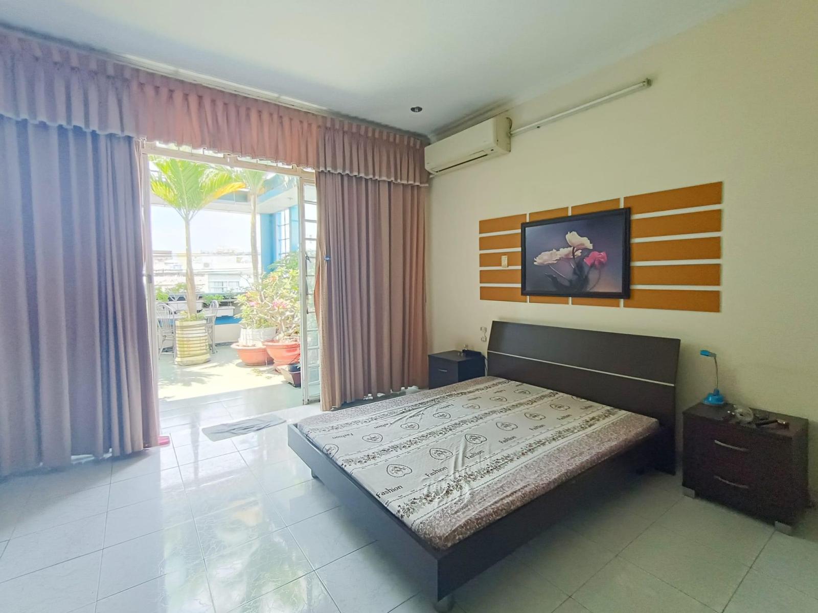 Bán nhà MT Cách Mạng Tháng 8, DT: 4.5/6.2x20m, 4T, cho thuê 60tr, 28 tỷ 13011898