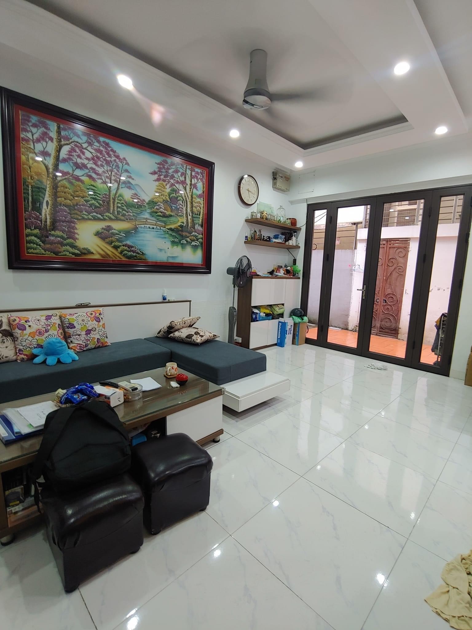 BÁN NHÀ NGÕ 390 NGUYỄN VĂN CỪ 37M2 5T Ô TÔ ĐỖ CỬA GẦN CC BERRIVER 13012231