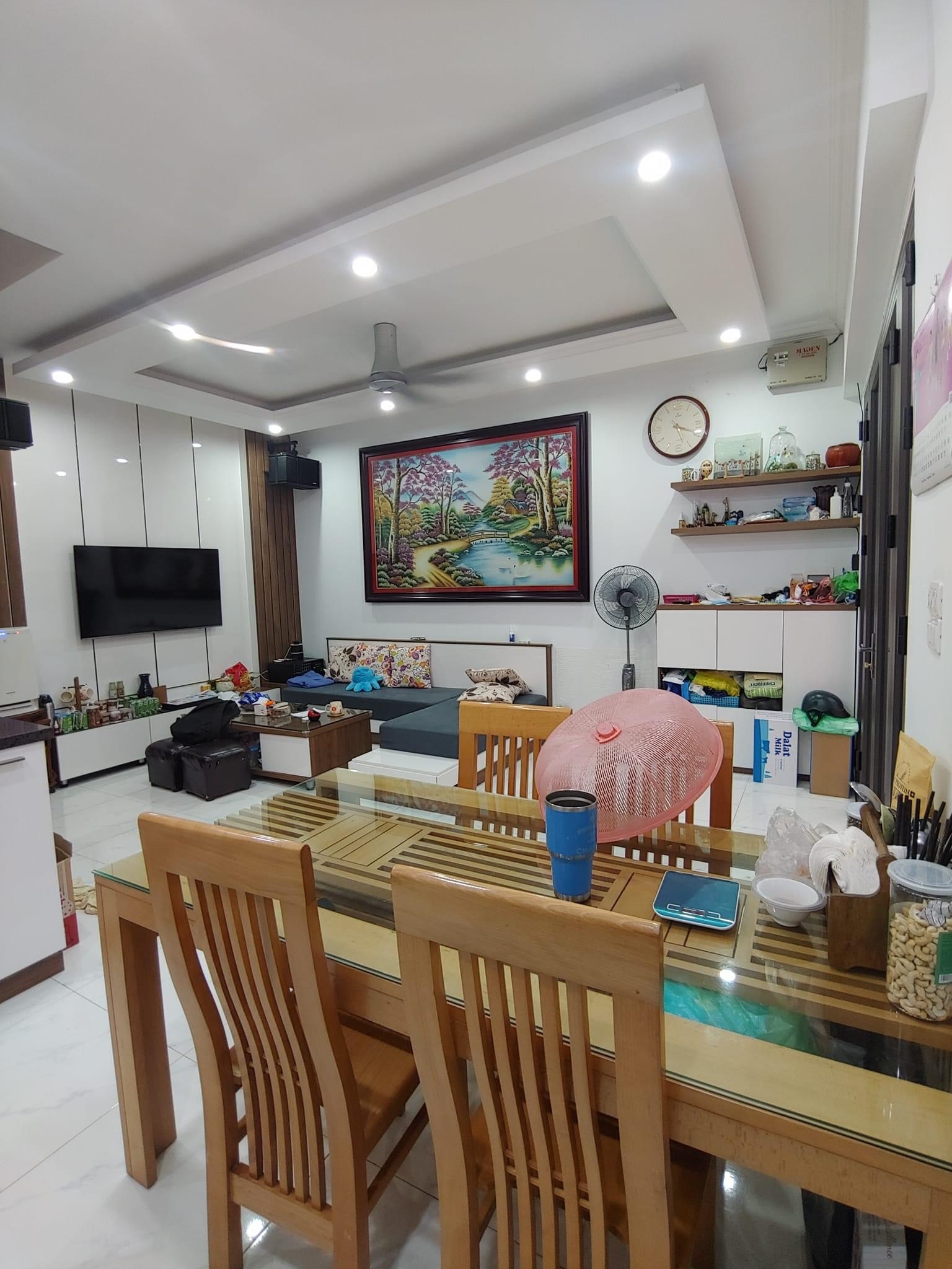 BÁN NHÀ NGÕ 390 NGUYỄN VĂN CỪ 37M2 5T Ô TÔ ĐỖ CỬA GẦN CC BERRIVER 13012231