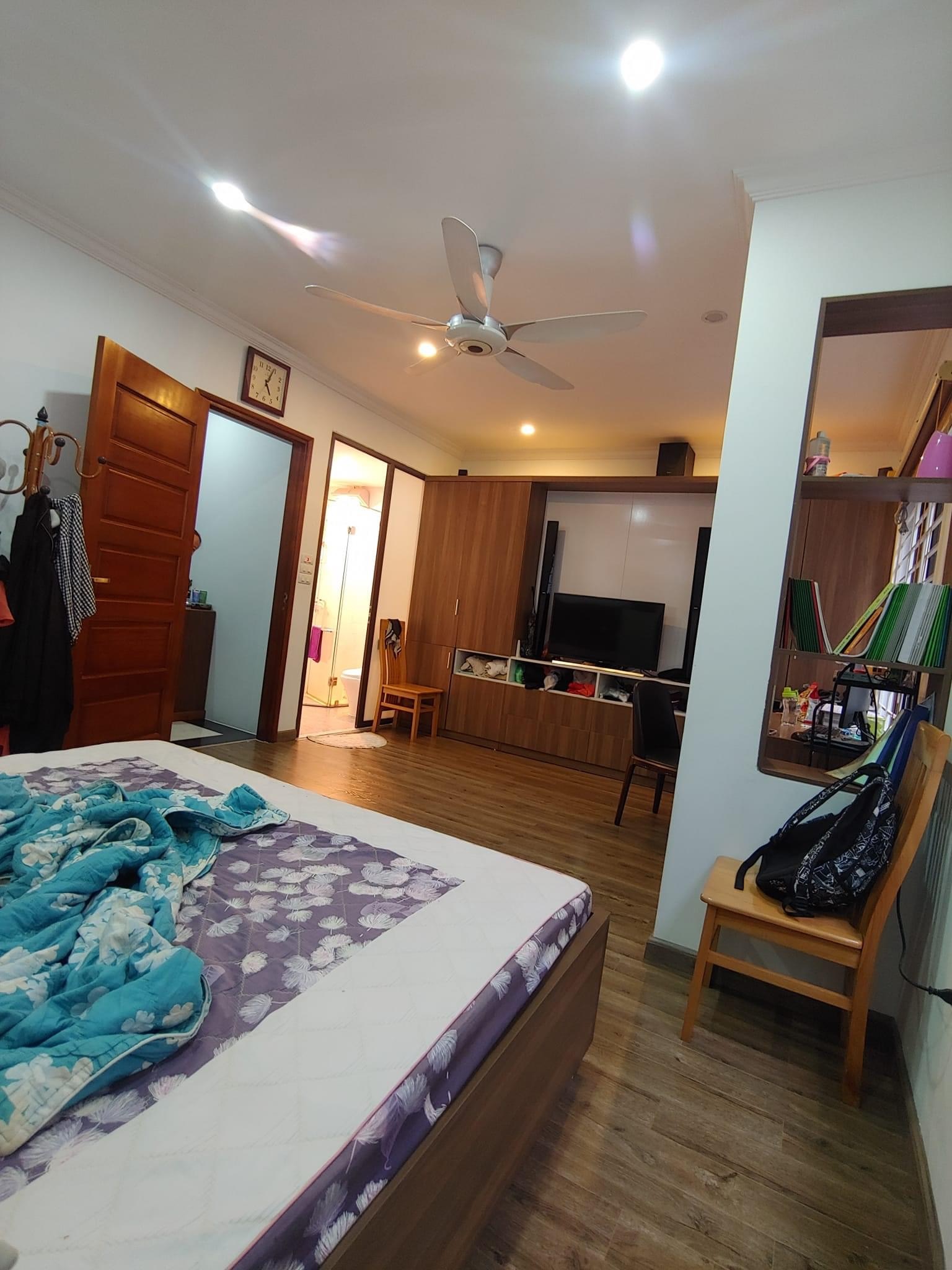 BÁN NHÀ NGÕ 390 NGUYỄN VĂN CỪ 37M2 5T Ô TÔ ĐỖ CỬA GẦN CC BERRIVER 13012231