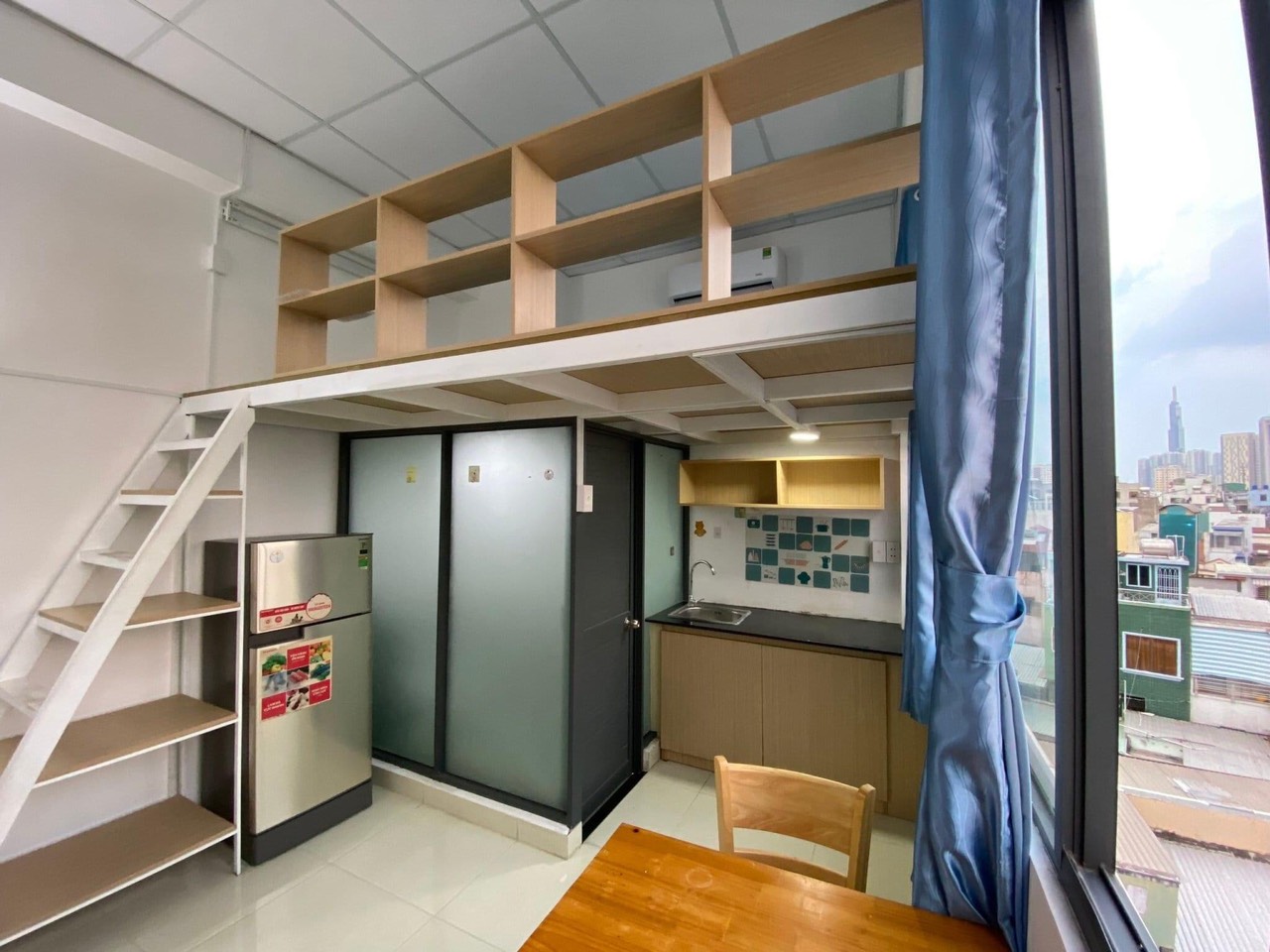 Bán CHDV Dương Quảng Hàm, 156m2, ngang 8m, 35PN, DT 145 triệu, gần Emart, 25 tỷ. 13032243