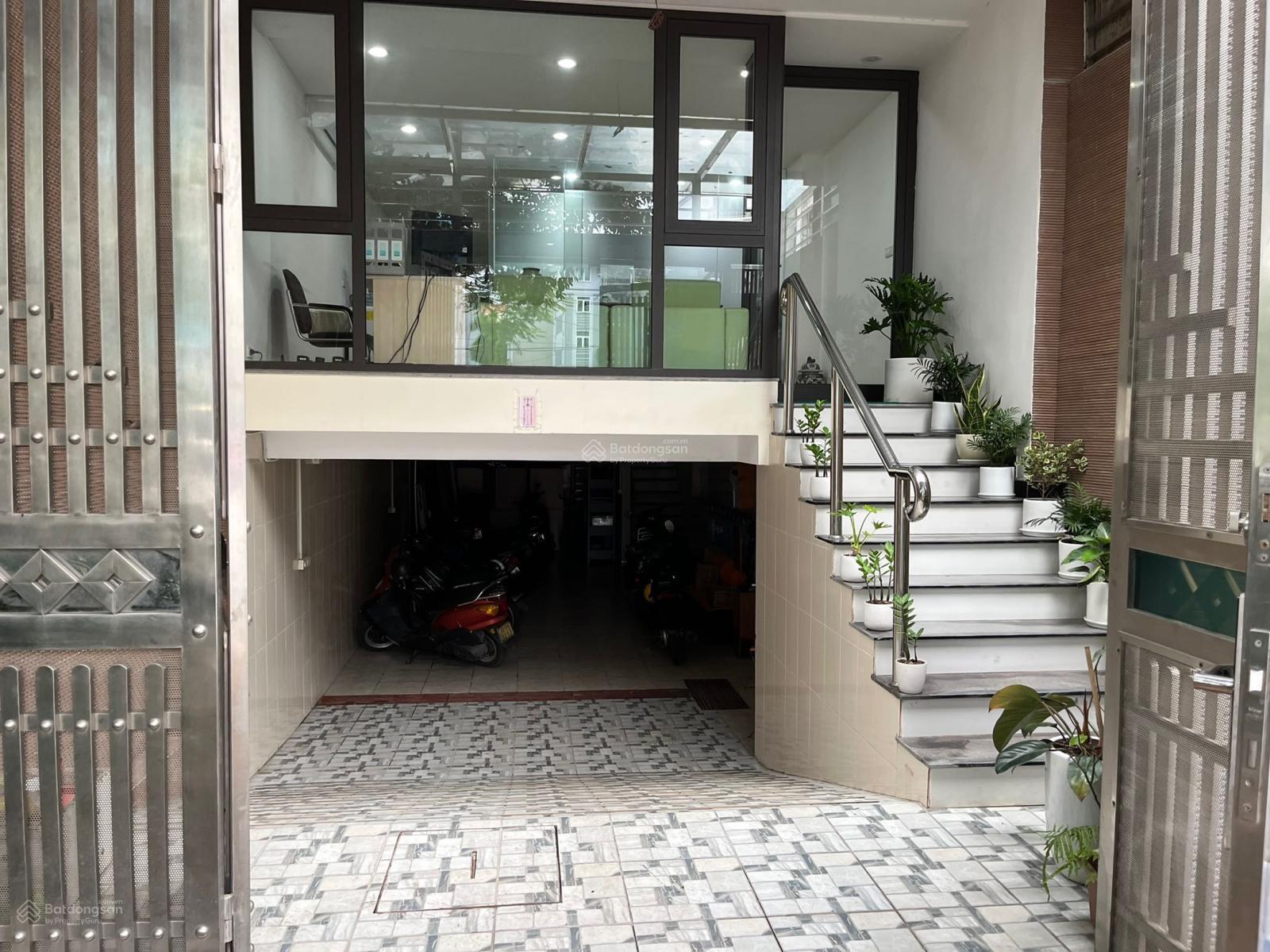 Cho thuê văn phòng chính chủ sát khu Liên cơ Võ Chí Công, Tây Hồ, Hà Nội. 13040169