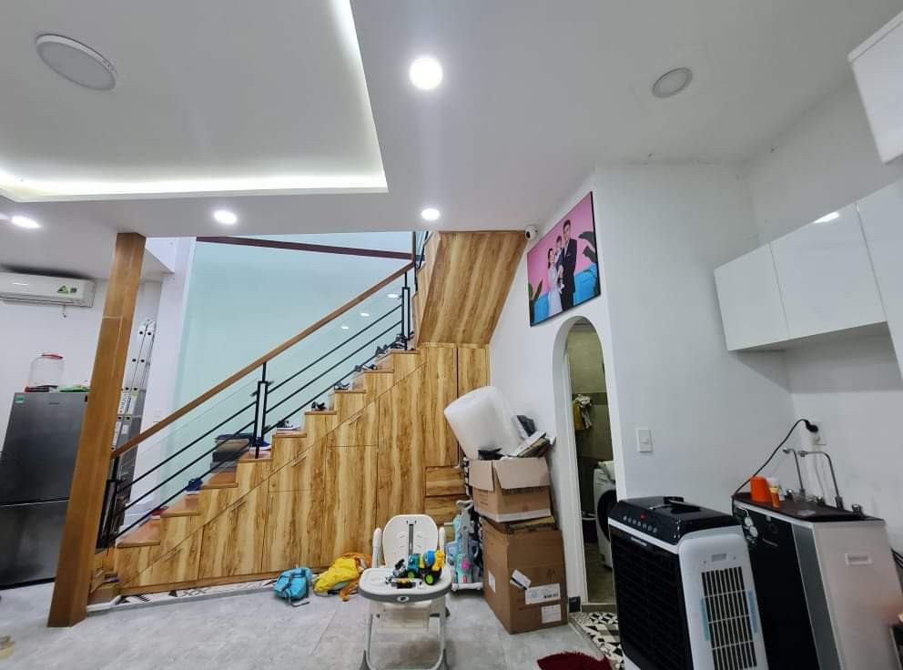 Bán nhà chính chủ 1 đời đường Kỳ Đồng Quận 3 hẻm xe hơi cách 5m nở hậu 75m2 giá chỉ 6tỷ99 13041189