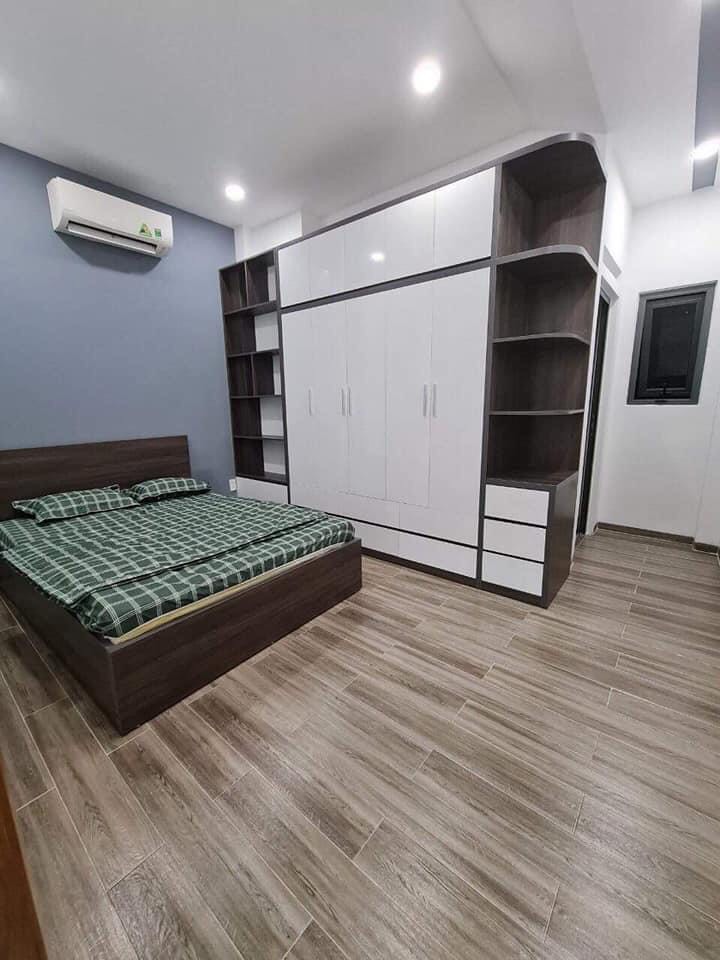 Chủ gấp bán, nhà ngang hơn 10m, 240m2, đường 16m, gần Gigamall Phạm Văn Đồng 18 tỷ 13058112