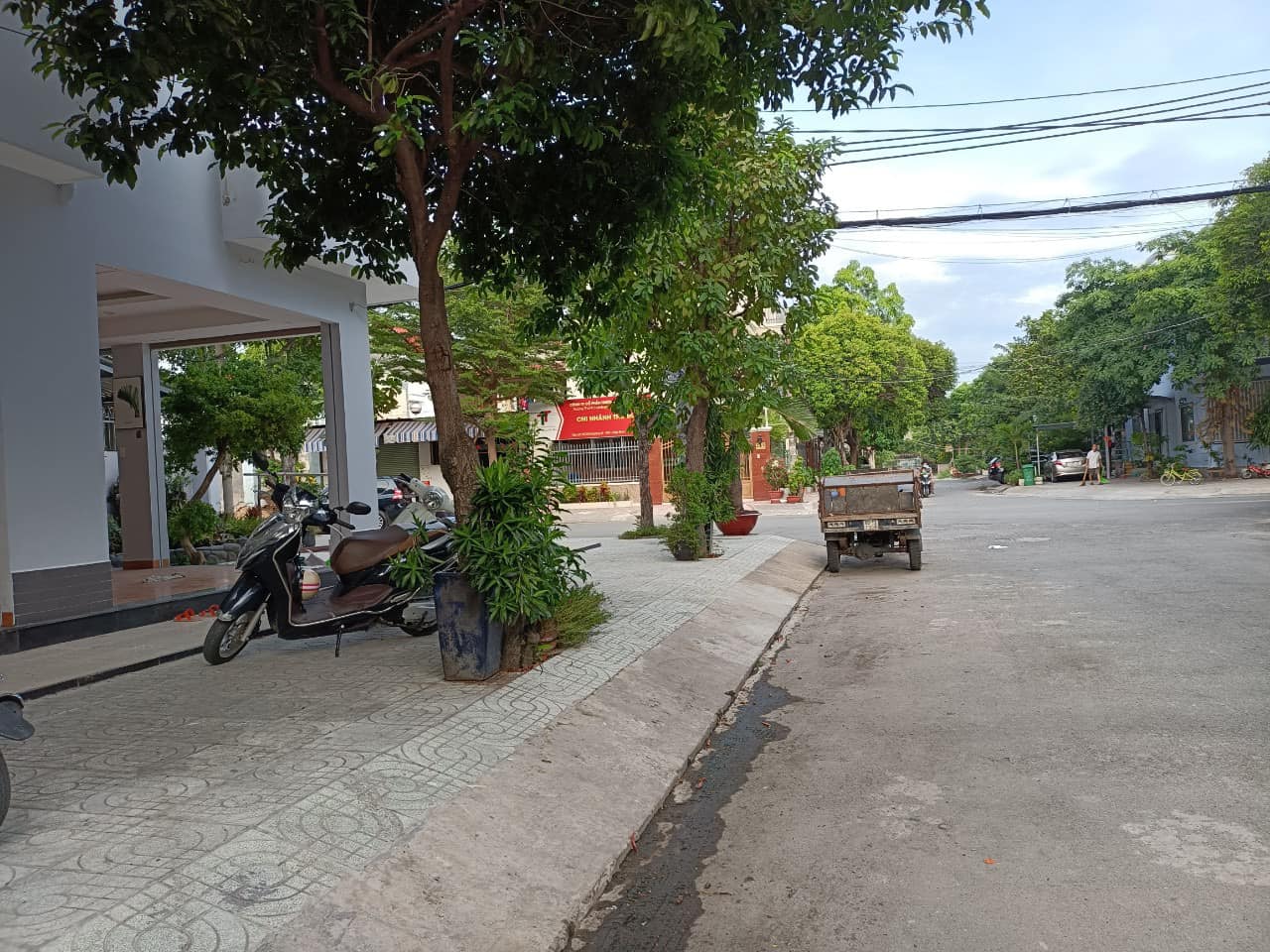 Sát Gigamall Phạm Văn Đồng, đường 16m, ngang 10m, Chủ gấp bán, 240m2 giá 18 tỷ. Gọi nhanh! 13058156