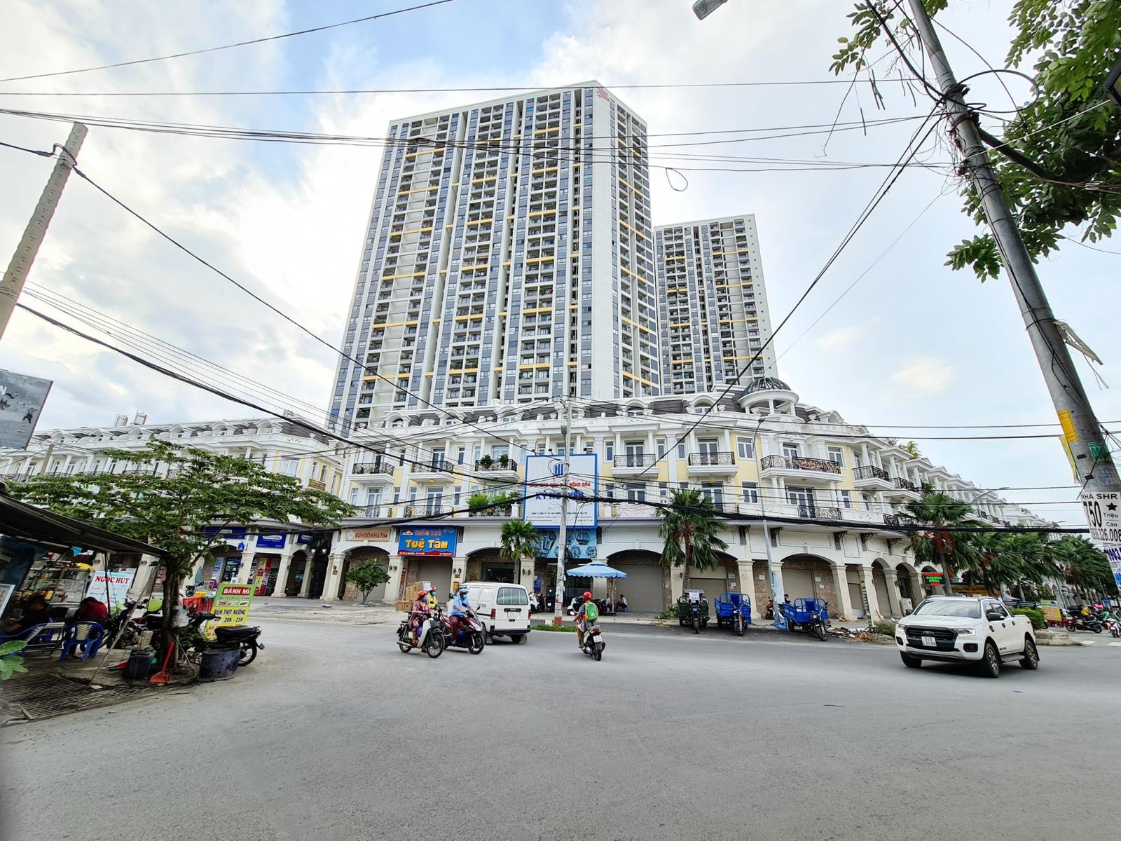 CẠNH BÊN CHUNG CƯ CAO CẤP PEGASUITE. THÔNG BÙI MINH TRỰC - QUẬN 8 . NỞ HẬU NGANG 8*23. 167M2. CHỈ 13066486