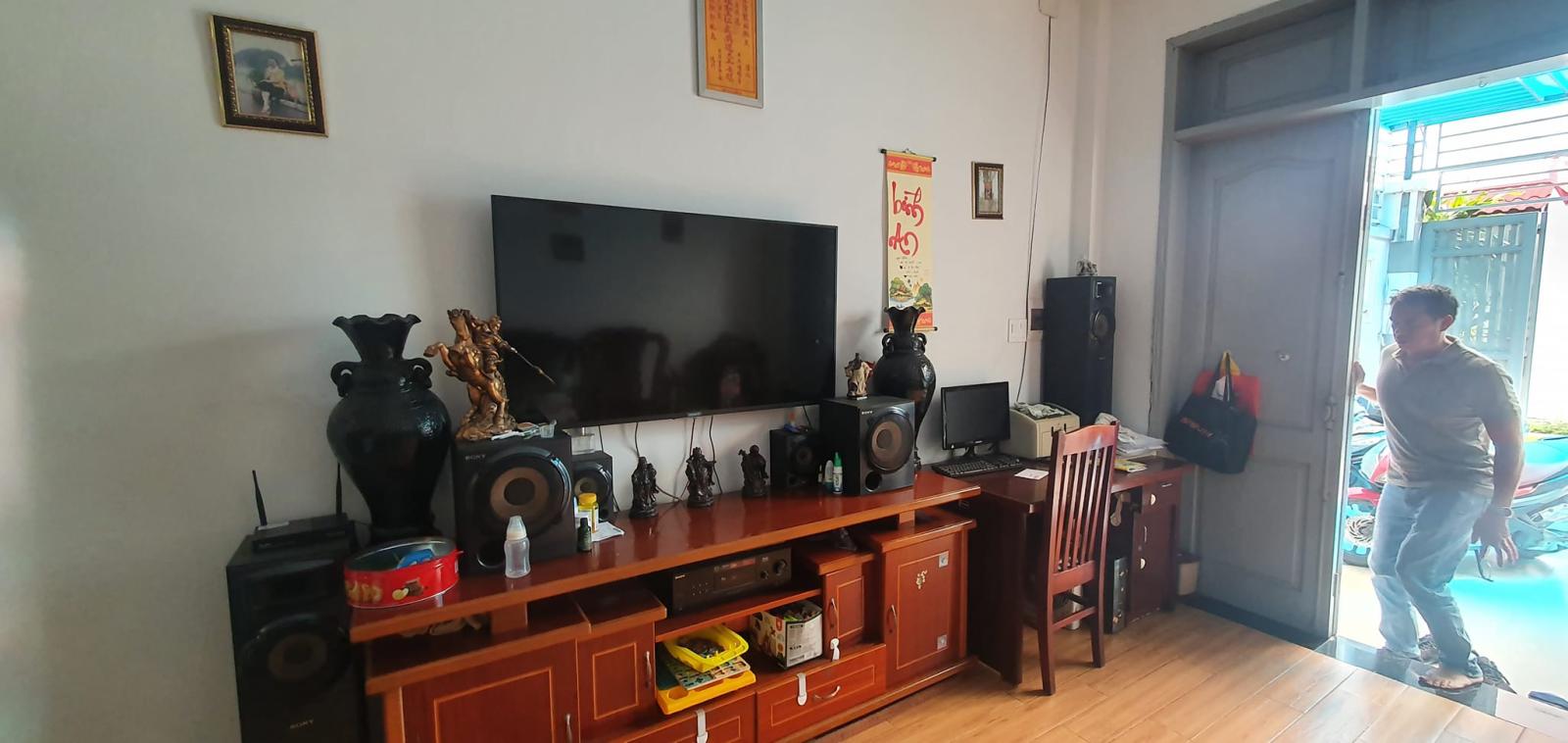 Bán nhà 3 tầng, Hẻm xe hơi, đường số 39,  trung tâm phường Linh Đông, 80m2 gia 7.5 tỷ. 13068314