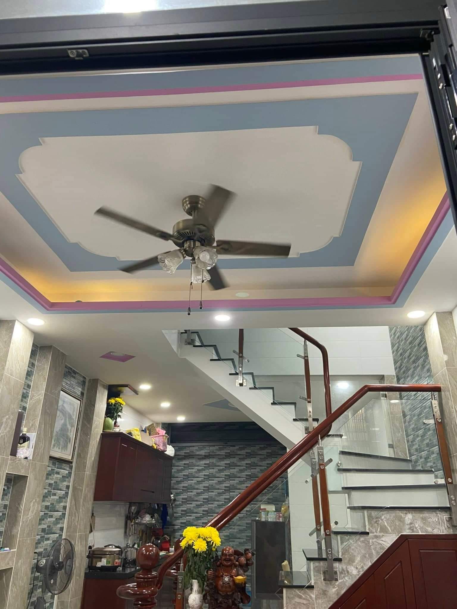 Nhà 2 tầng, vào ở ngay,  vài bước chân ra chợ Thủ Đức,  Hồ Văn Tư, 44m2 giá 3.7 tỷ 13077286