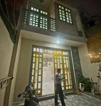 CHỦ CHỦ CẦN BÁN NHÀ ĐẸP 1 TRỆT 1 LẦU DT 4.8 X 17 QUẬN BÌNH THẠNH 13081043