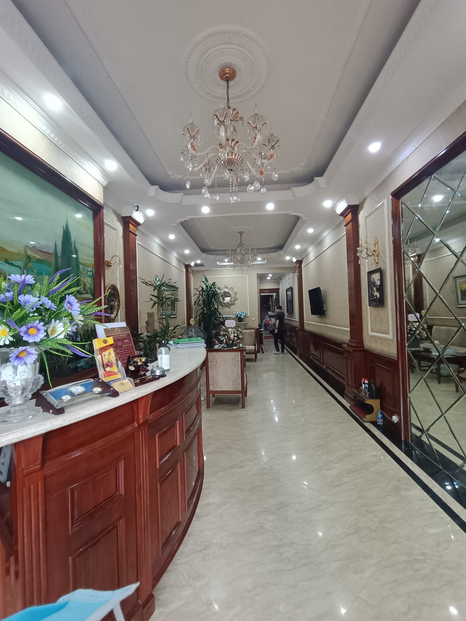 Bán Nhà Mặt Phố Trần Duy Hưng Cầu Giấy ,Kinh Doanh,7 Tầng Thang máy DT 80m2 13116665