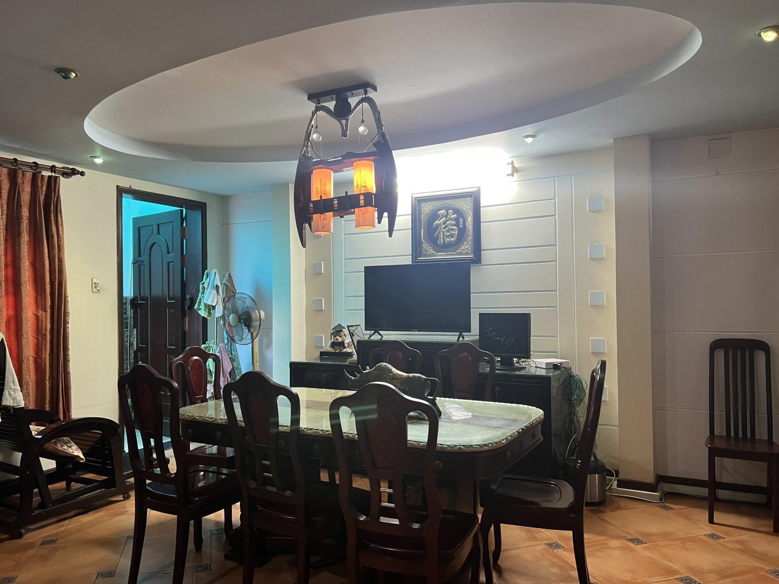 Biệt Thự Cổ trên đường MT Đội Cung, F11, Q11 cần bán gấp 13120160