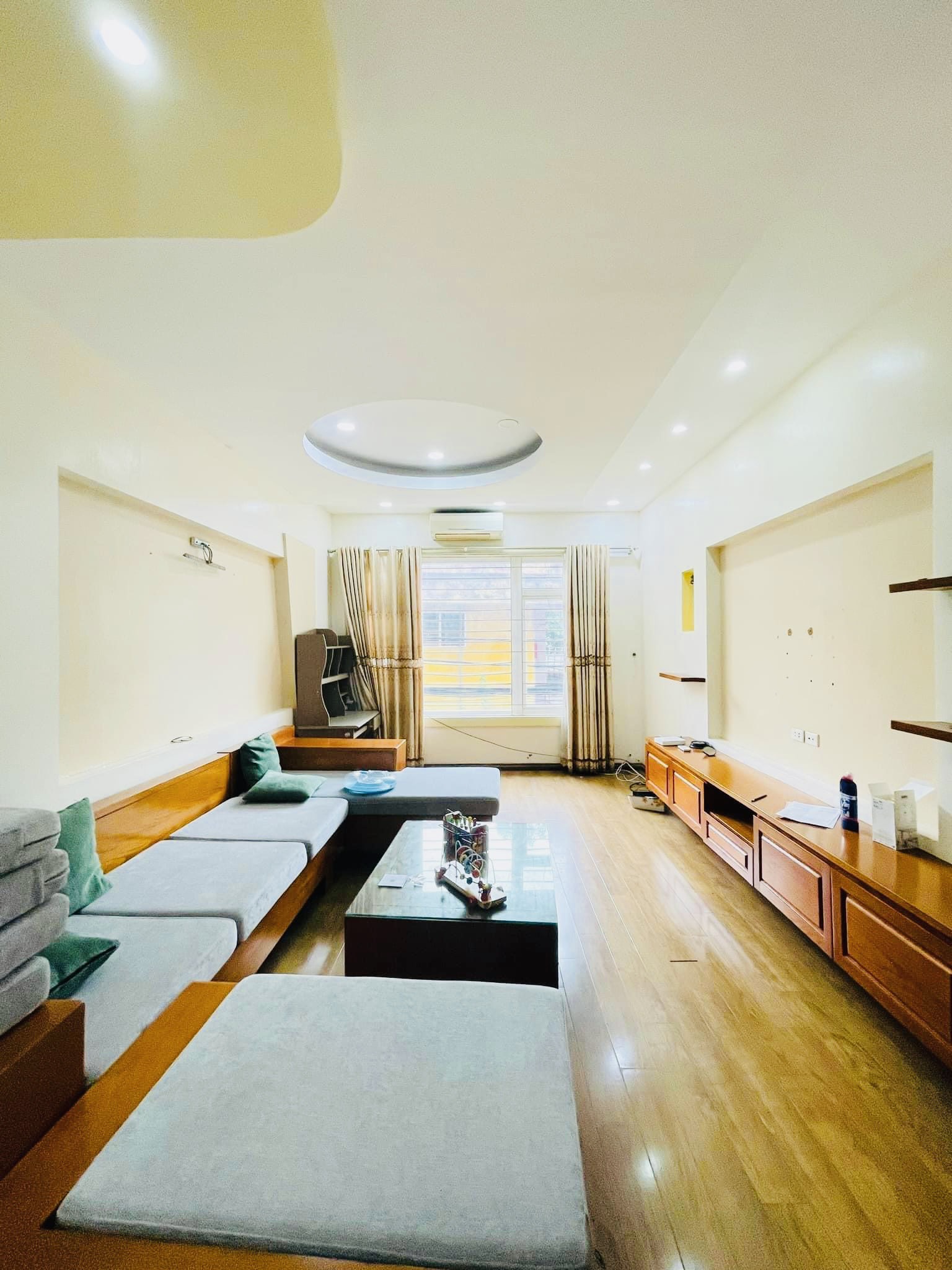 ⛳️ NGÕ 12 PHỐ NGUYỄN VĂN HUYÊN💥60M2 - MT 4M - NHÀ ĐẸP - KINH DOANH - GARA Ô TÔ - ĐƯỜNG THÔNG (Q. CẦU GIẤY) ❇️ 13123598