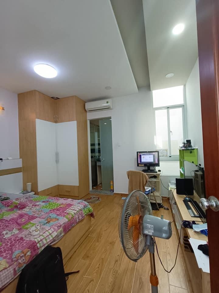 Bán nhà MT Trịnh Đình Trọng ngay Âu Cơ, DT: 4x16m, 4 Tầng, 4 PN, 12.2 tỷ 13131076