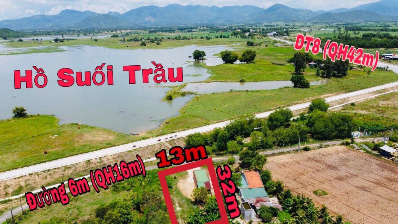bán đất Vuông vắn thông ra 3 đương dt8 6 va ql26  cạnh hồ Suối Trầu Ninh Xuân Ninh Hoà lh 0985451850 13158065