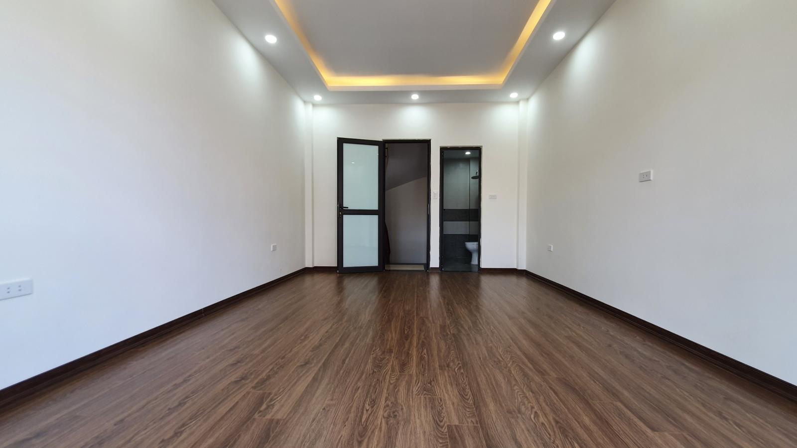 Bán Nhà Phúc Lợi, Long Biên (ngõ rộng thoáng, 4 chỗ đỗ cửa) 33m2, 5T, giá 3,33 tỷ 13167466