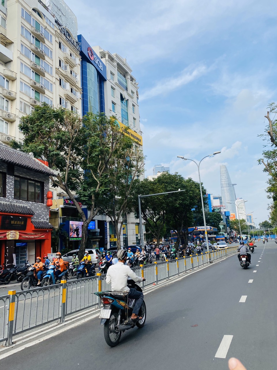 MT Phạm Văn Đồng 28x48 gần chợ Thủ Đức giá 81 tỷ 13170994