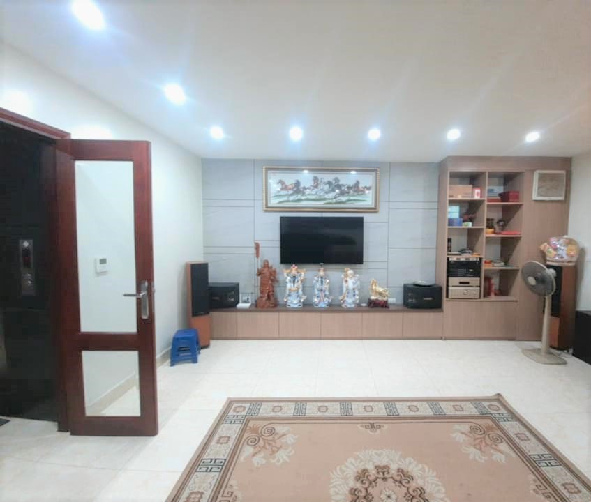 Bán Nhà Hoàng Hoa Thám Ba Đình, 80m2 5T, Ô tô 7 chỗ, Giá 14,6 tỷ. LH 034.915.7982. 13171133