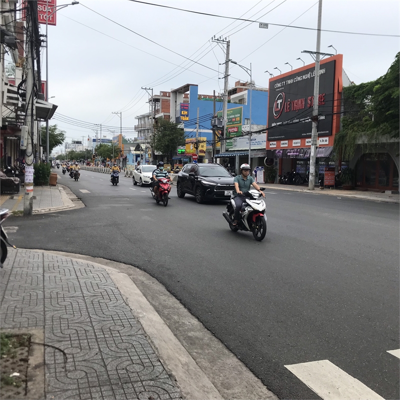 Cho thuê mặt bằng cạnh ngã ba, đường 30/4, TP Vũng Tàu 13182420