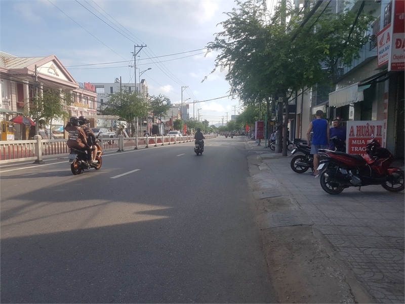 Cho thuê mặt bằng đường 30/4, TP Vũng Tàu đoạn đông dân cư 13186148