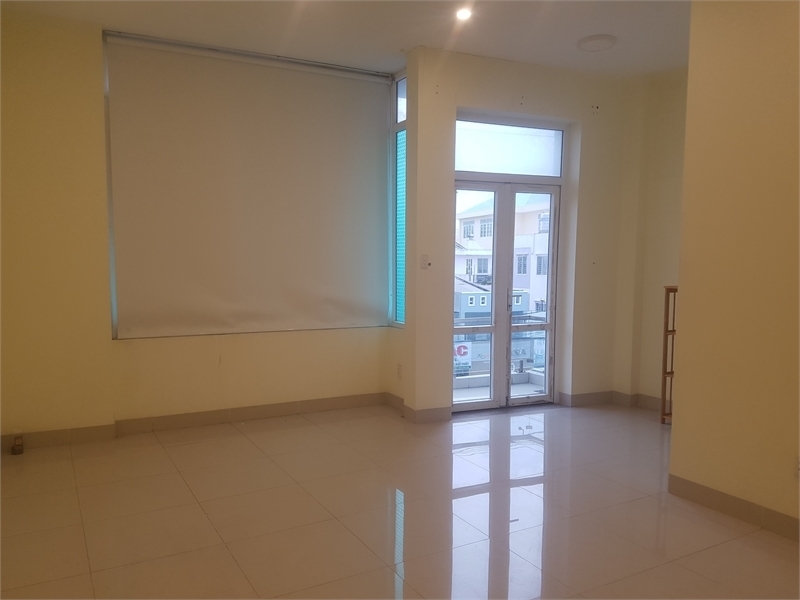 Cho thuê mặt bằng 1t1l đường 30.4 TP Vũng Tàu ngã 3 đông dân 13189681